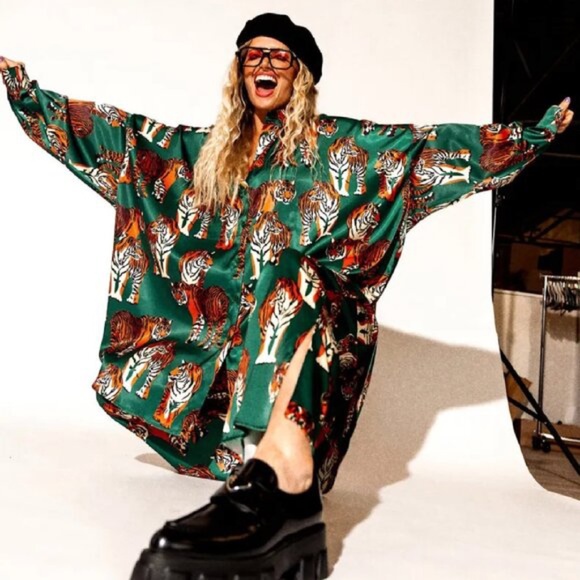 NWT Dressed in LALA Oversized Satin Tiger Tales Playsuit TOP ONLY - Picture 11 of 11